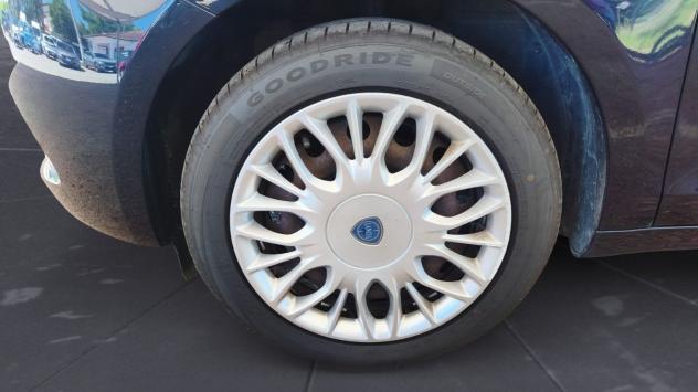 Lancia Ypsilon 1.2 69cv Silver - Foto 5