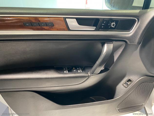 VOLKSWAGEN Touareg 3.0 TDI tip. BlueMotion Techn. - Foto 7