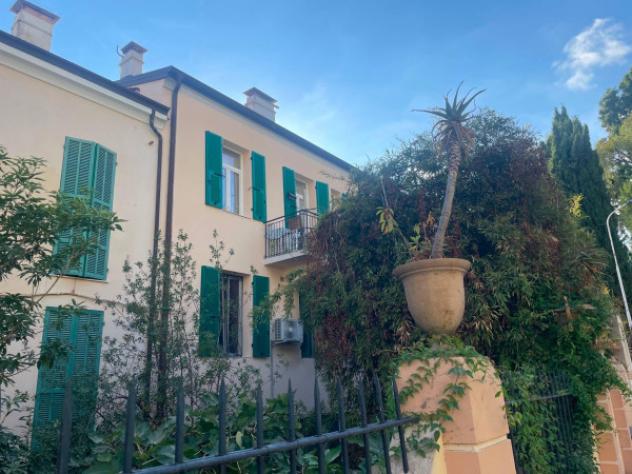 Attico / Mansarda di 78 m² con 2 locali in affitto a Ospedaletti - Foto 4