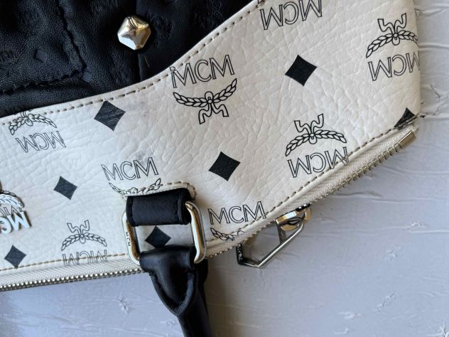 MCM borsa donna in pelle nera usata - Foto 6