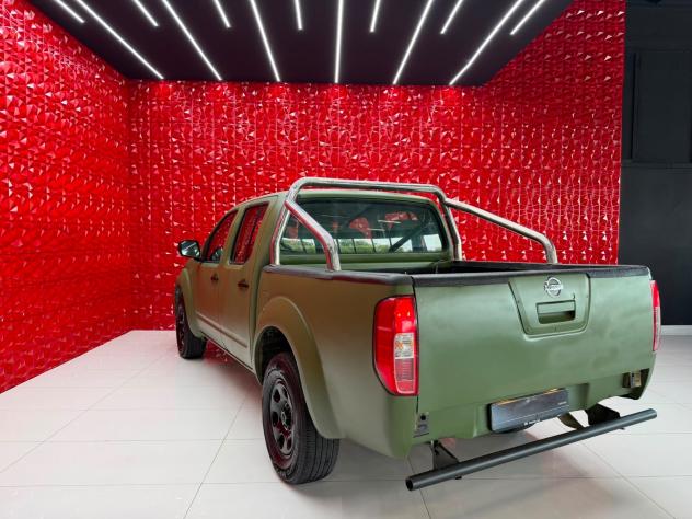 Nissan Navara 2.5 dCi PICK-UP Double Cab WoRK IVA DEDUCIBILE - Foto 4