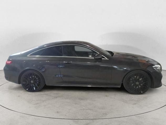 Mercedes-Benz Classe E E220 d 4MATIC Premium Plus - Foto 5