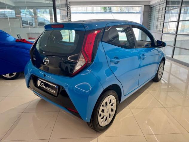 TOYOTA Aygo Connect 1.0 VVT-i 72 CV 5 porte x-cool rif. 22330102 - Foto 9