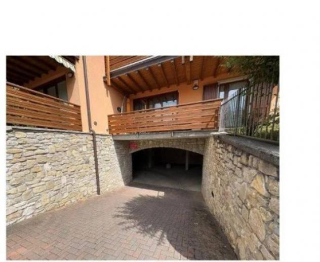 Immobile in asta di 96 m², box auto in vendita a Oltressenda Alta - Foto 3