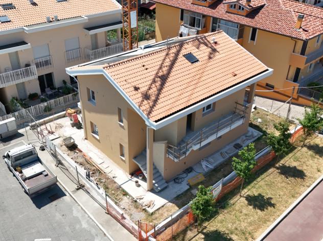 Quadrilocale in vendita a Santarcangelo di Romagna