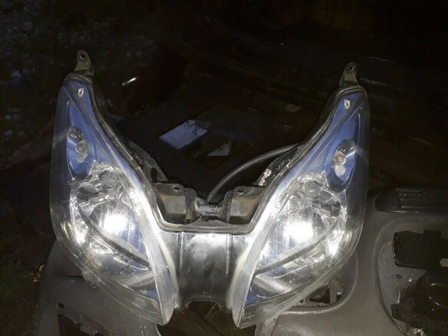 FARO ANTERIORE YAMAHA X MAX 125/250 2005/2009