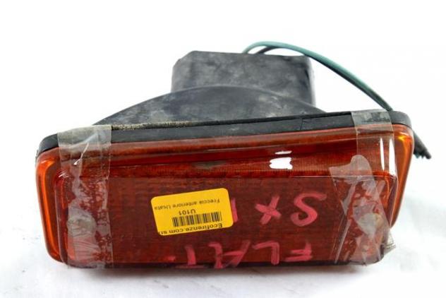 4291632 FRECCIA FANALINO INDICATORE DI DIREZIONE ANTERIORE LATO SINISTRO FIAT 126 (1977) RICAMBIO USATO
