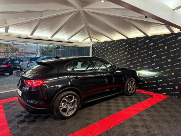 Alfa Romeo Stelvio 2.2 Turbodiesel 210 CV AT8 Q4 Sprint - Foto 8