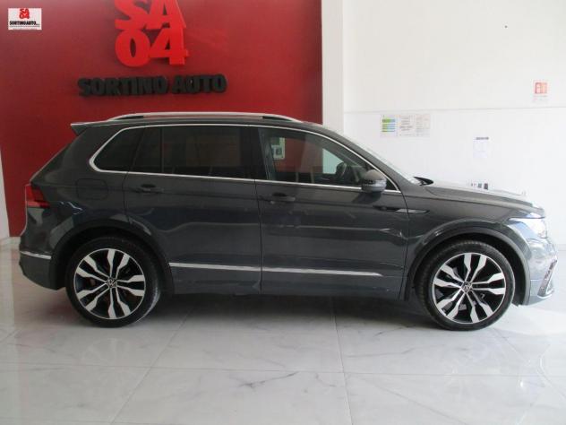 VW Tiguan 2.0 TDI DSG R-LINE 150cv 2022 STRAFULL - Foto 4