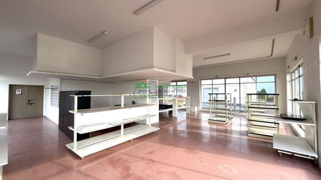 Rif. 9926 - Capannone commerciale in locazione "zona Masserie" - Foto 4
