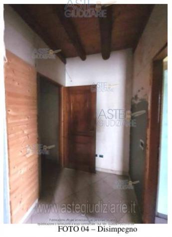 IMMOBILI-IMMOBILE RESIDENZIALE-STRADA DELLA BASSA 24