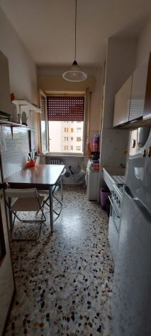 AFFITTASI STANZA CON BALCONE ZONA OSPEDALE - Foto 5