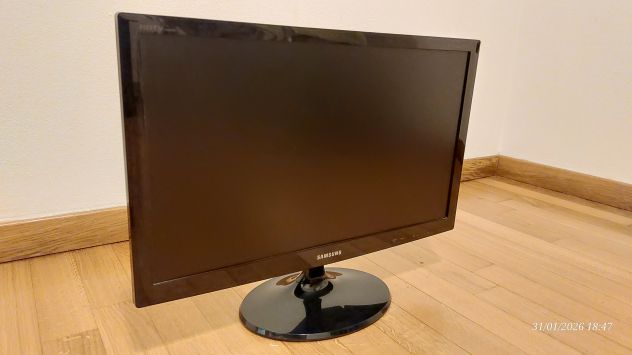 TV Samsung LT24B300 24 Pollici Full HD LED DVB-T