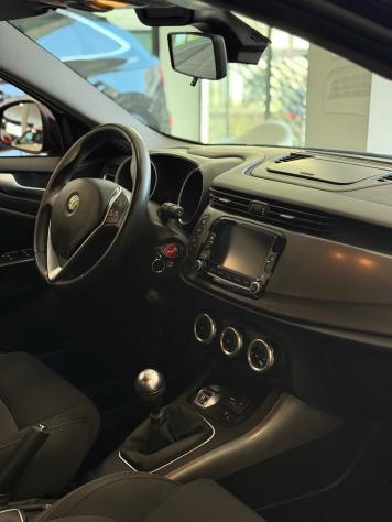 Alfa Romeo Giulietta 1.6 JTDm-2 120 CV Distinctive - Foto 9
