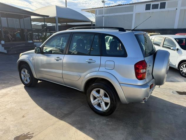 Toyota RAV 4 RAV4 2.0 Tdi D-4D cat 5 porte Sol - Foto 6