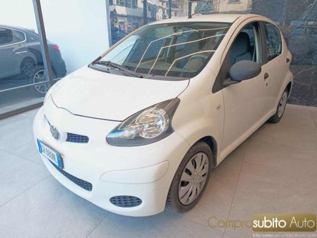 TOYOTA Aygo 1.0 12V VVT-i 5 porte Lounge rif. 23802140 - Foto 2