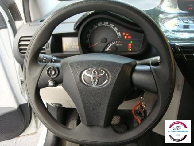 TOYOTA - iQ - 1.0 CVT Trend - Foto 9