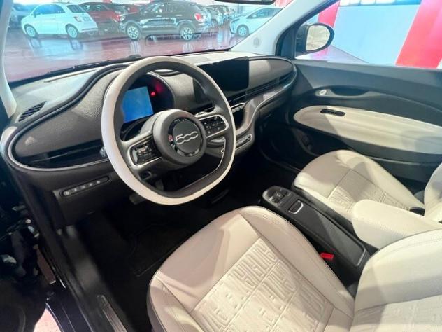 FIAT 500 (2020--) 500e Berlina 42 kWh La Prima - Foto 6