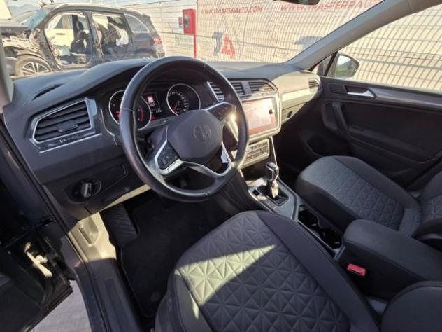 VOLKSWAGEN Tiguan 2.0 TDI 150 CV SCR DSG Life rif. 24156735 - Foto 9