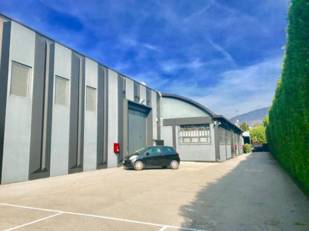 Immobile di 1050 m² con più di 5 locali in vendita a Collebeato - Foto 2