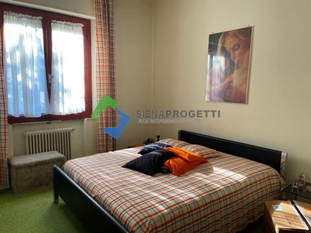 Appartamento luminoso con garage e cantina nel centro di Sovicille, Siena. - Foto 11