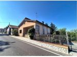 V005524 - CASA INDIPENDENTE LIBERA SU QUATTRO LATI CON GIARDINO PRIVATO