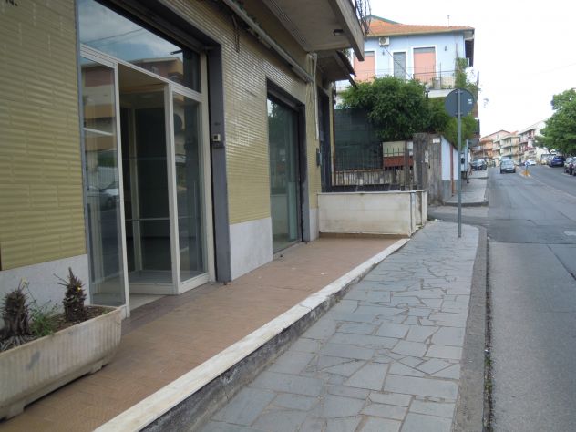 CODICE 7270 BOTTEGA 80 MQ CON DUE PUNTI LUCE A BELPASSO - Foto 4