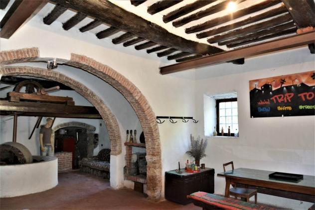 Vendita Rustico casale da 400 mq con giardino - Foto 8