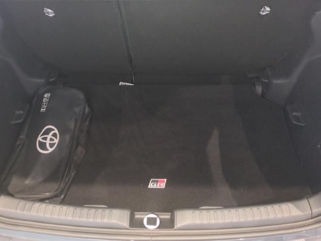 Toyota Yaris Hybrid 130 GR SPORT MY24 - Foto 9