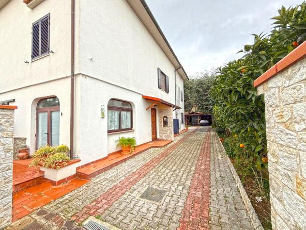 Villa in vendita a Rosignano Solvay - Rosignano Marittimo 260 mq Rif: 1387037 - Foto 2
