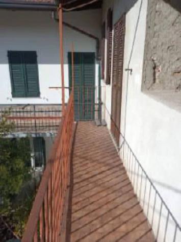 Immobile in asta di 141 m², box auto in vendita a Travedona-Monate - Foto 3
