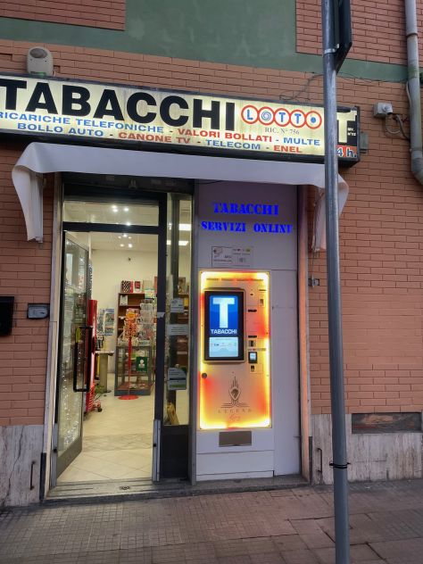 Cagliari Locale c1 con licenze Monopoli