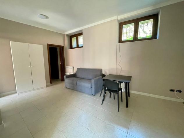 cs - nuovo molocale indipendente - arredato con posto coperto per moto - lavanderia - Foto 19