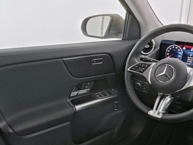 MERCEDES-BENZ GLA 180 Automatic Progressive Advanced rif. 24178818 - Foto 9