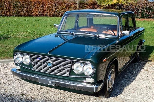 Lancia Fulvia GT 1967 | Verde con Interni Biscotto Targhe nere Libretto Originale a pagine.