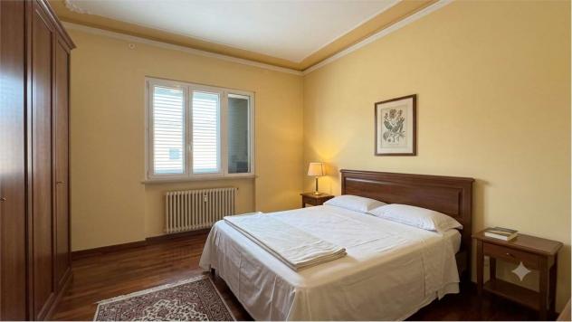 Villa scolo 560 - Splendida Villa Bifamiliare con Ampio Giardino – Ideale per due nuclei familiari! - Foto 12