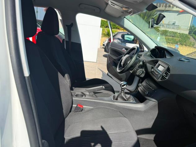 Peugeot 308 1.6 HDi 115 CV S&S Allure - Foto 7