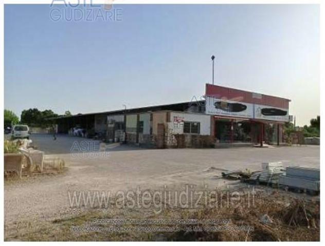 IMMOBILI-IMMOBILE COMMERCIALE-Via del Genio Civile 85 - Foto 2