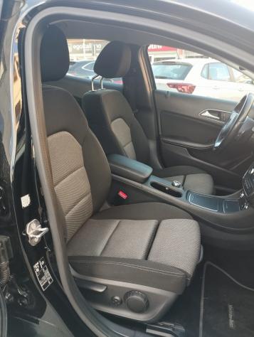 Mercedes-benz GLA 200 d Automatic Business - Foto 9