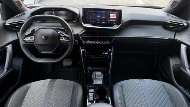 PEUGEOT 2008 1.2 145CV HYBRID e-DCS6 ALLURE*FULL LED*CARPLAY* rif. 23956002 - Foto 5