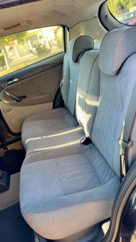 Alfa Romeo 147 1.9 JTD M-JET 16V 5 porte Dist. - Foto 7