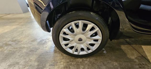 Lancia Ypsilon 1.2 69cv GPL Ecochic Gold -- PRONTA CONSEGNA -- SENZA VINCOLI DI FINANZIAMENTO -- 12 MESI DI GARANZIA -- COMPRESO PASSAGGIO - Foto 7