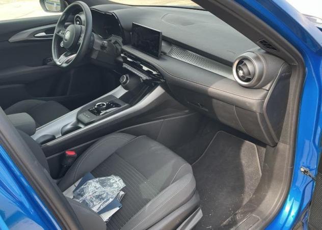 Alfa Romeo Tonale 1.3 phev Sprint Q4 280cv at6 - Foto 2
