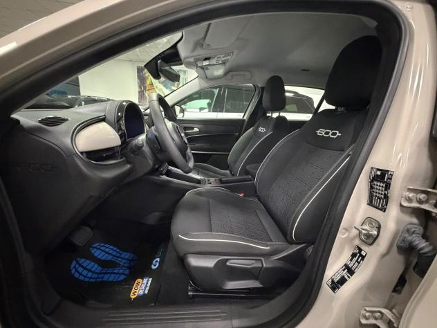 FIAT 600 1.2 Hybrid 145cv - Foto 8