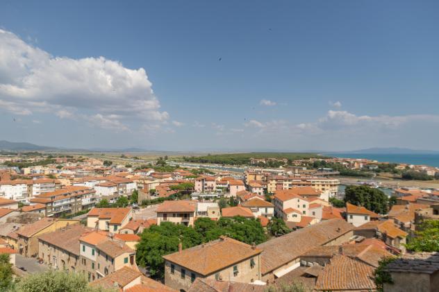 Pentalocale in vendita a Castiglione della Pescaia