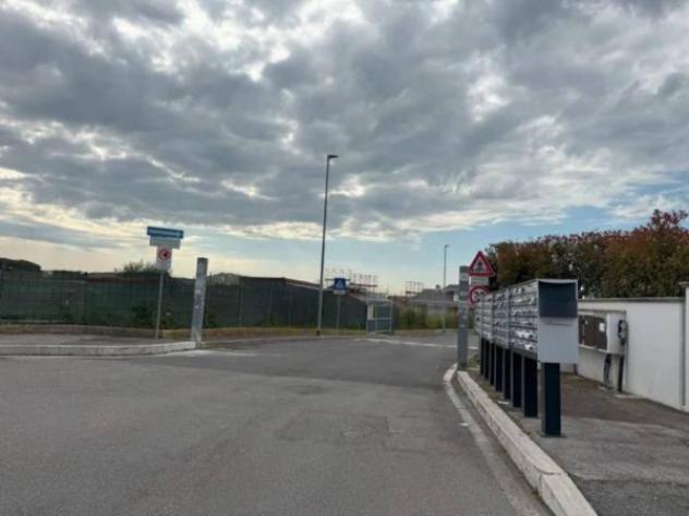 Immobile in asta di 176 m² con più di 5 locali e box auto in vendita a Roma - Foto 9