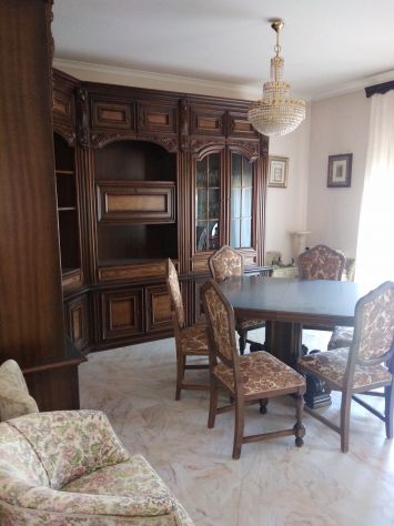 APPARTAMENTO di mq 140 con Garage di mq 24, siti in Villarosa (EN), Via Cossa,