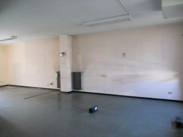 Immobile di 425 m² con 4 locali in affitto a Rho - Foto 14