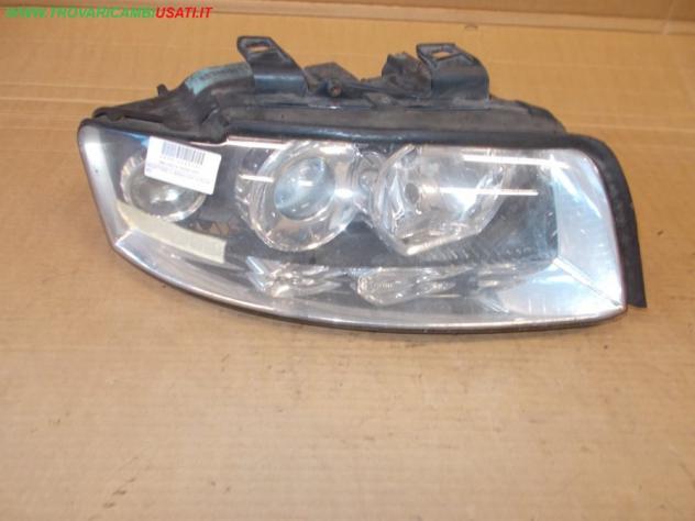 PROIETTORE D. 8E0941004F AUDI A4 (8E)  Parti elettriche  Fanaleria  Proiettori  Proiettore ant. AUDI - A4 - 01-01-2001 - 01-10-2004