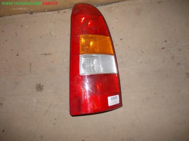 FANALE POST.S. ROSSO/ARANCIO OPEL ASTRA (T98) 3p / 5p / SW  Parti elettriche  Fanaleria  Fanali  Fanale post. sx. OPEL - ASTRA F - 01-03-1998 - 01-02-